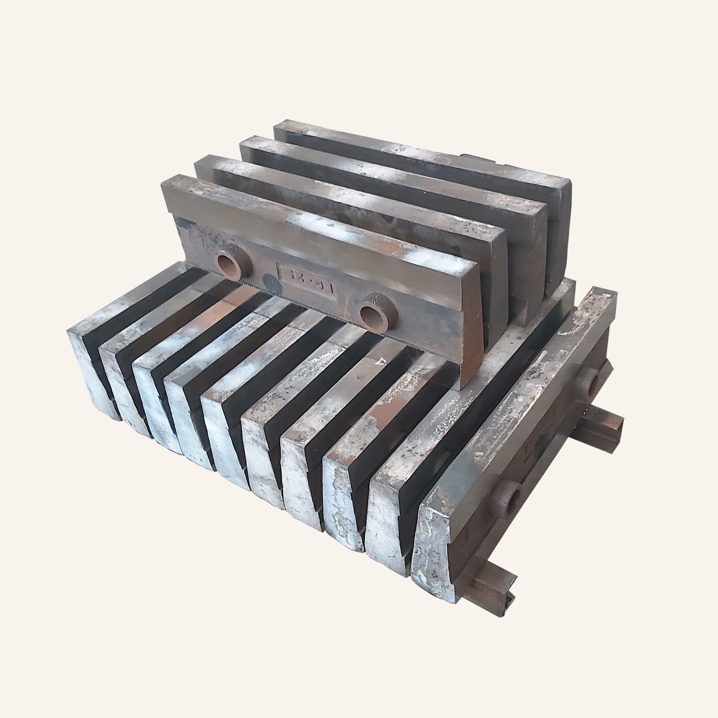 Øvelse med å bruke tapt skumstøping for å produsere høye manganstålfôrplater for knusere